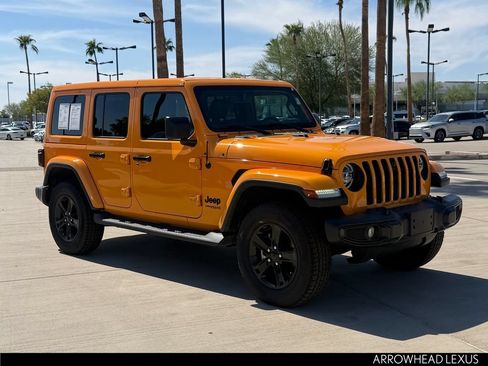 Used 2021 Jeep Wrangler Unlimited Sahara AWD/4WD image 8