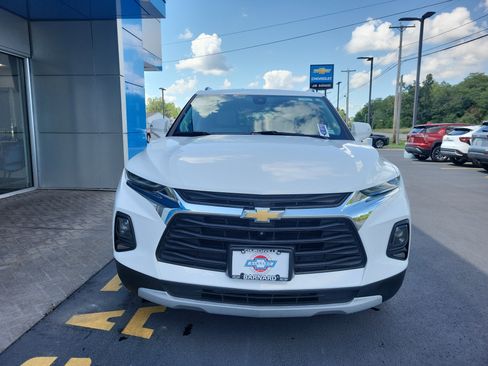 Certified 2019 Chevrolet Blazer LT w/ Sun and Wheels Package image 4