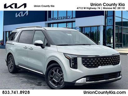 New 2026 Kia Carnival SX