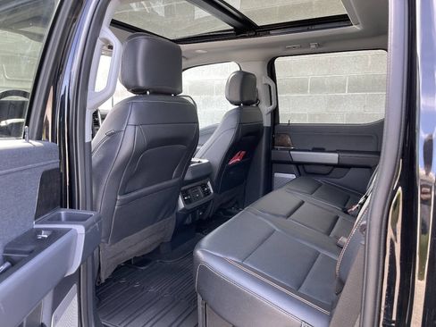 Used 2023 Ford F350 Lariat w/ Lariat Ultimate Package AWD/4WD image 15