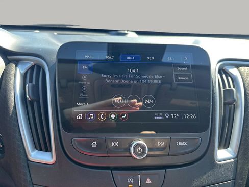 Used 2024 Chevrolet Malibu LT image 18