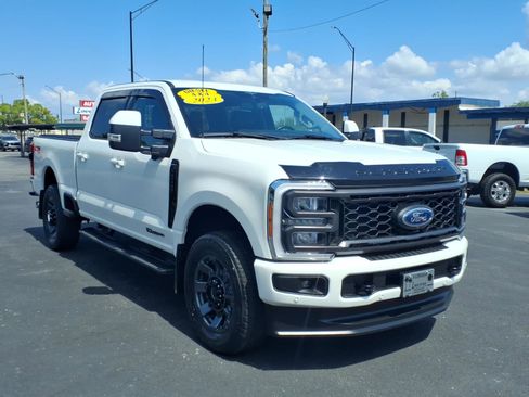 Used 2023 Ford F250 Lariat w/ Lariat Ultimate Package image 8
