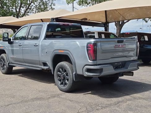 Used 2024 GMC Sierra 2500 AT4 w/ AT4 Premium Plus Package AWD/4WD image 7