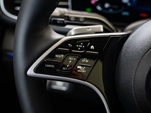 New 2026 Mercedes-Benz GLS 450 4MATIC image 26