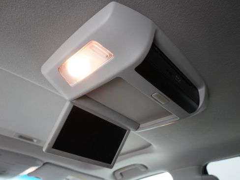 Used 2013 Toyota Sequoia Platinum image 14