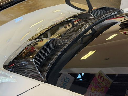 Used 2018 Porsche 911 GT2 RS RWD image 22