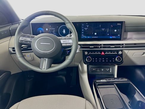 New 2026 Hyundai Tucson Limited FWD image 19