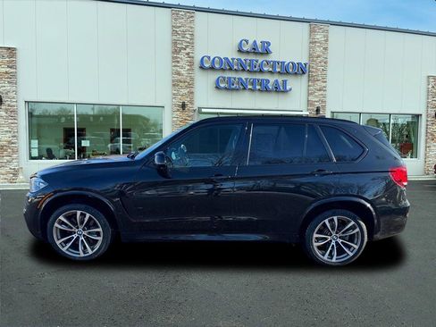 Used 2017 BMW X5 xDrive50i image 2
