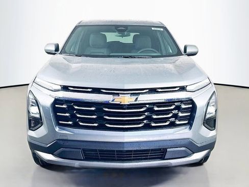 New 2026 Chevrolet Equinox LT image 3