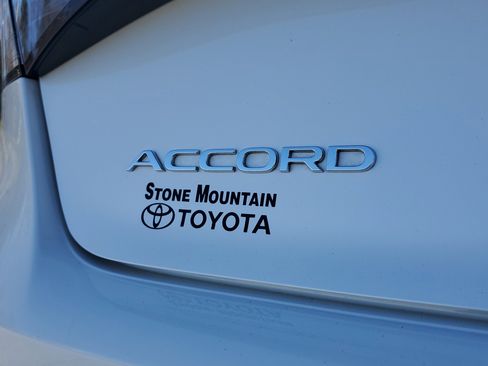 Used 2023 Honda Accord EX image 7