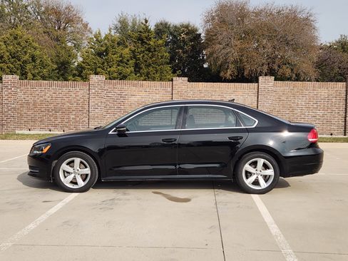 Used 2012 Volkswagen Passat 2.5 SE image 5