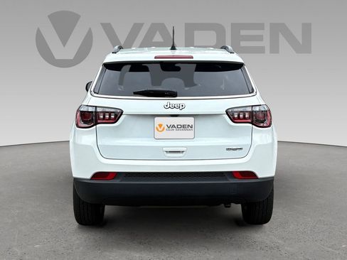 Used 2022 Jeep Compass Latitude image 20