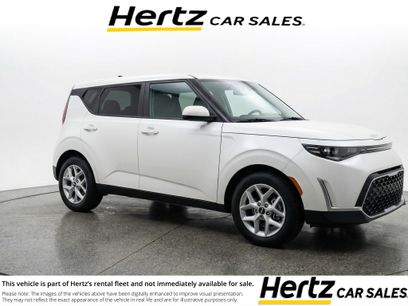 Used 2025 Kia Soul LX w/ LX Technology Package