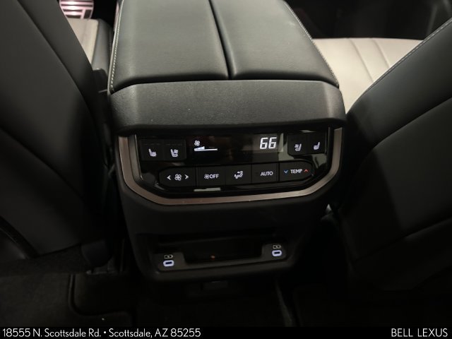 Used 2025 Lexus TX 500h AWD w/ Technology Package image 16