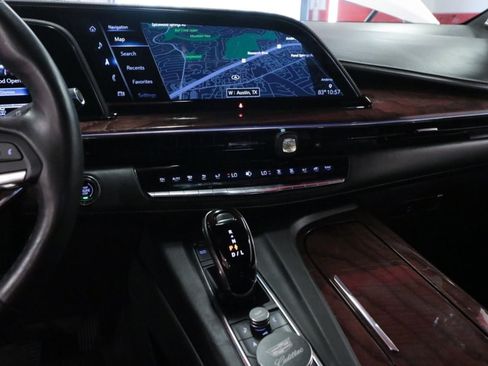 Used 2023 Cadillac Escalade Sport Platinum w/ LPO, ONYX Package AWD/4WD image 20
