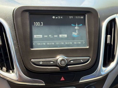 Used 2018 Chevrolet Equinox LS FWD image 21