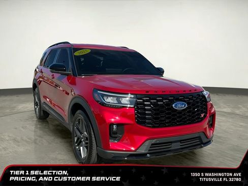 Used 2025 Ford Explorer ST RWD image 10