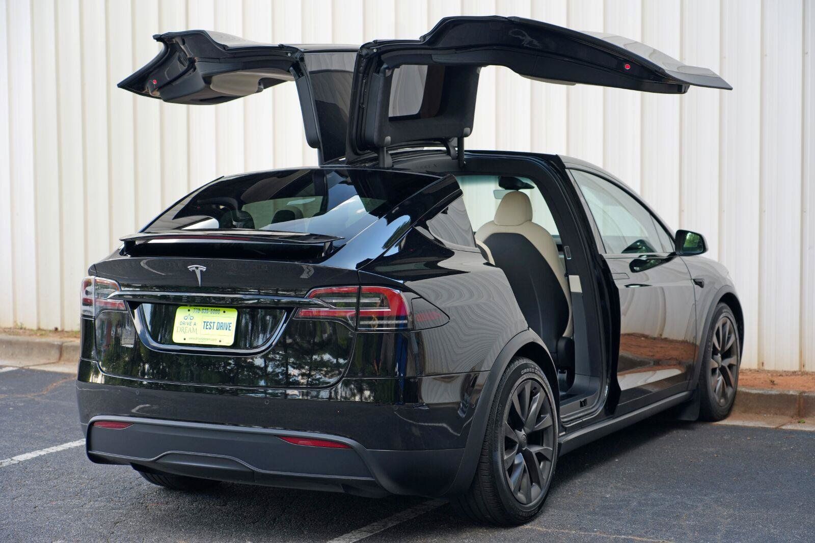 Used 2023 Tesla Model X AWD/4WD image 56