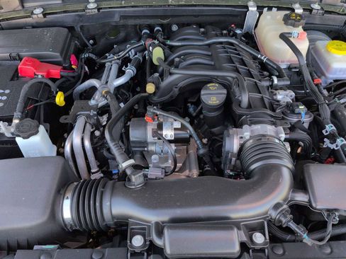 Used 2023 Jeep Wrangler Sport S image 14