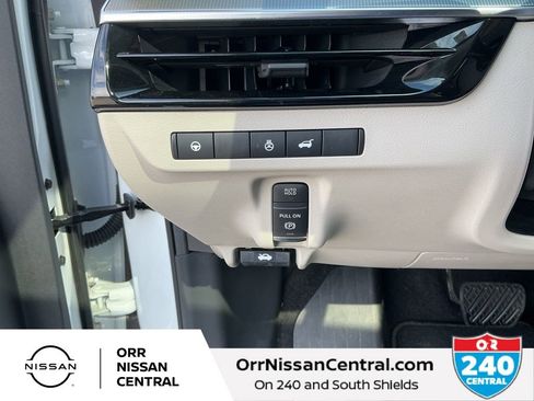 New 2025 Nissan Murano SL AWD/4WD image 19