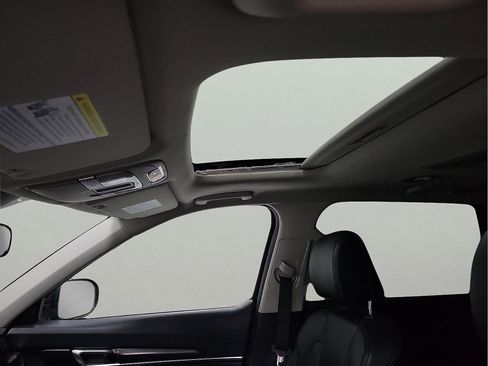 Used 2024 Kia Telluride S w/ S Sunroof Package image 13