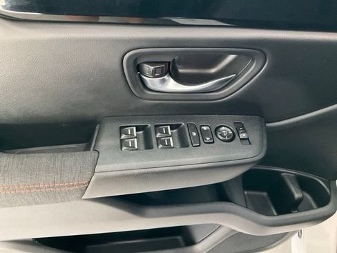 Certified 2025 Honda Pilot Sport image 5