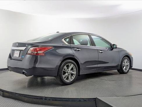 Used 2013 Nissan Altima 2.5 SL w/ Technology Pkg FWD image 8