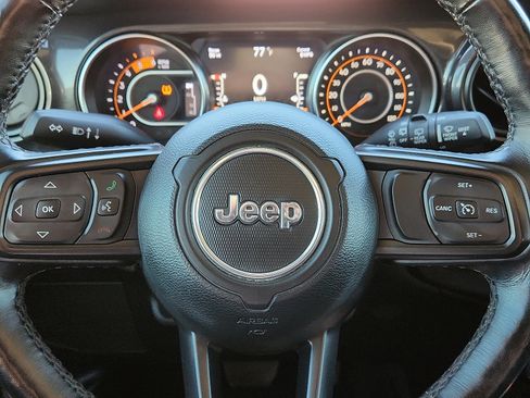 Used 2021 Jeep Wrangler Unlimited Sport image 19