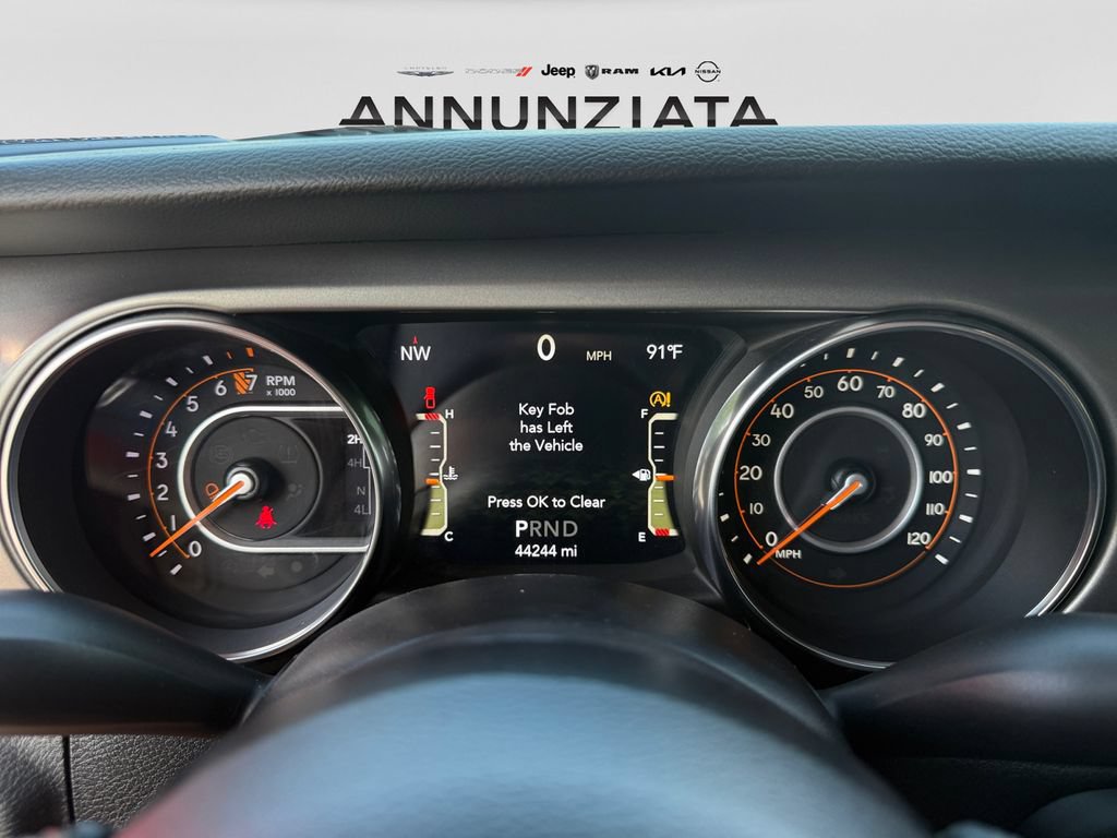 Used 2021 Jeep Gladiator Sport AWD/4WD image 24