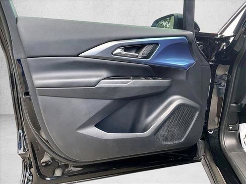 Certified 2024 Chevrolet Equinox EV LT FWD image 18
