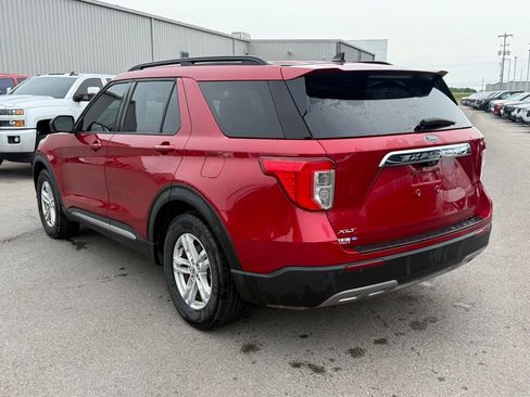 Used 2021 Ford Explorer XLT w/ Equipment Group 202A RWD image 21