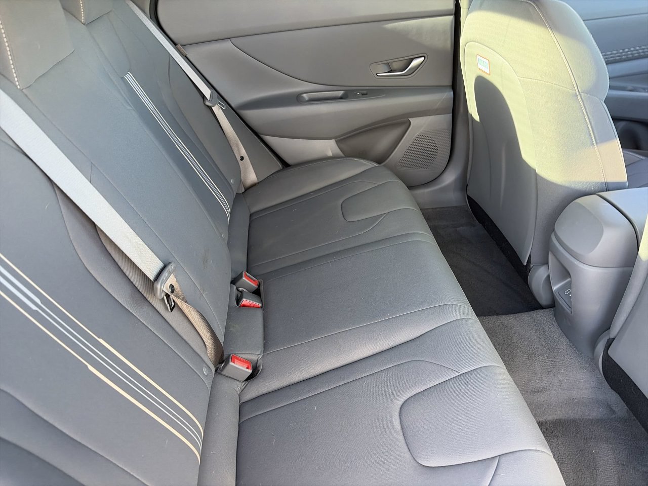 Certified 2025 Hyundai Elantra Sport FWD image 12