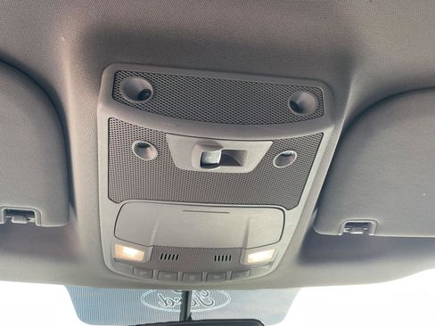 Used 2019 Ford F250 Lariat w/ Lariat Value Package image 19