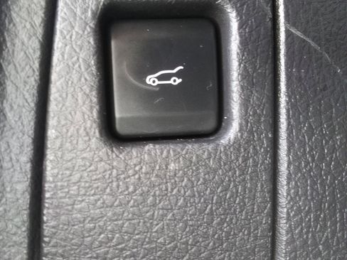 Used 2014 Ford Edge Limited w/ Equipment Group 302A AWD/4WD image 10