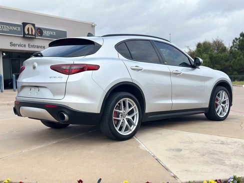 Used 2019 Alfa Romeo Stelvio Ti Sport w/ Quick Order Package 22S Sport image 3