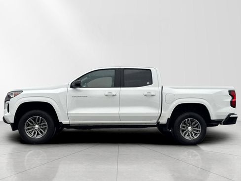 Used 2024 Chevrolet Colorado LT w/ LT Convenience Package image 6