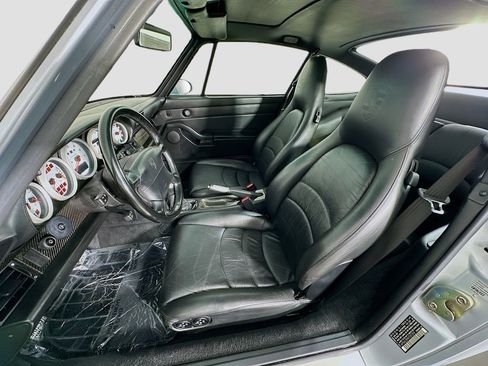 Used 1996 Porsche 911 Turbo image 5