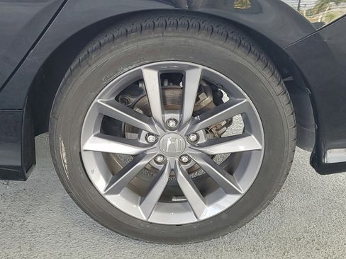 Used 2019 Honda Civic EX image 7