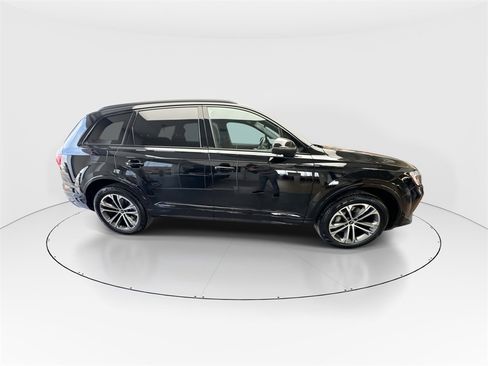 New 2026 Audi Q7 2.0T Premium image 9