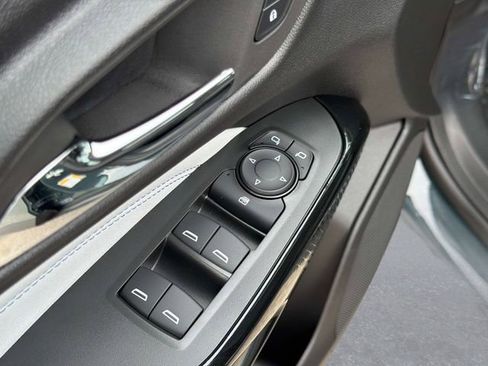 New 2026 Chevrolet Trax LT w/ Driver Confidence Package image 19