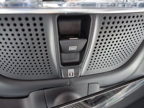 Used 2019 Mercedes-Benz Maybach S 650 image 44