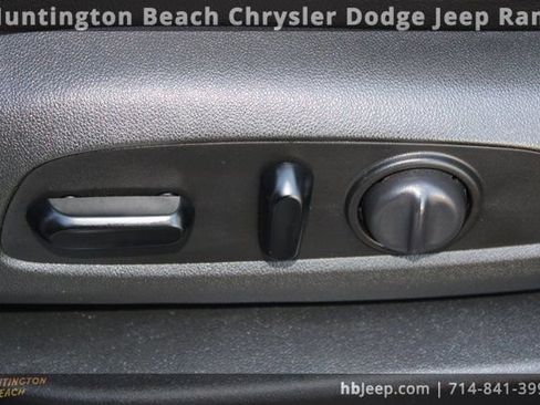 Used 2020 GMC Terrain Denali w/ Denali Premium Package image 31