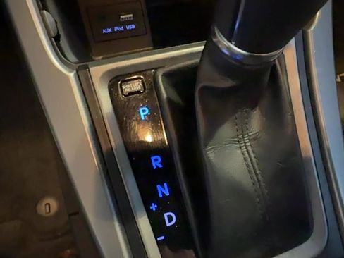 Used 2016 Hyundai Elantra SE image 35