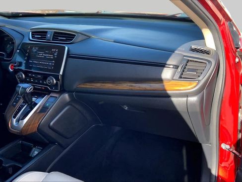Used 2018 Honda CR-V Touring image 19