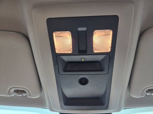 Used 2018 RAM 1500 Tradesman AWD/4WD image 31
