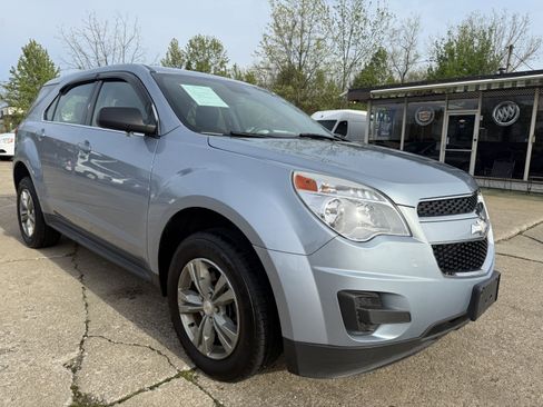 Used 2015 Chevrolet Equinox LS image 2