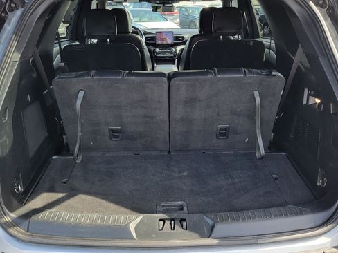 Used 2023 Ford Explorer ST-Line image 38