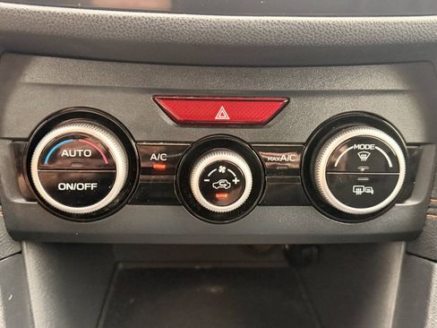 Used 2019 Subaru Crosstrek 2.0i Limited w/ Moonroof Package w/Navigation AWD/4WD image 21