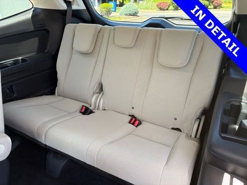 Used 2019 Subaru Ascent Premium w/ Popular Package #4 AWD/4WD image 18