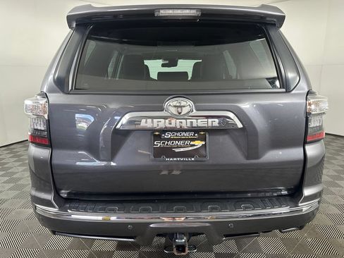 Used 2023 Toyota 4Runner Limited AWD/4WD image 4